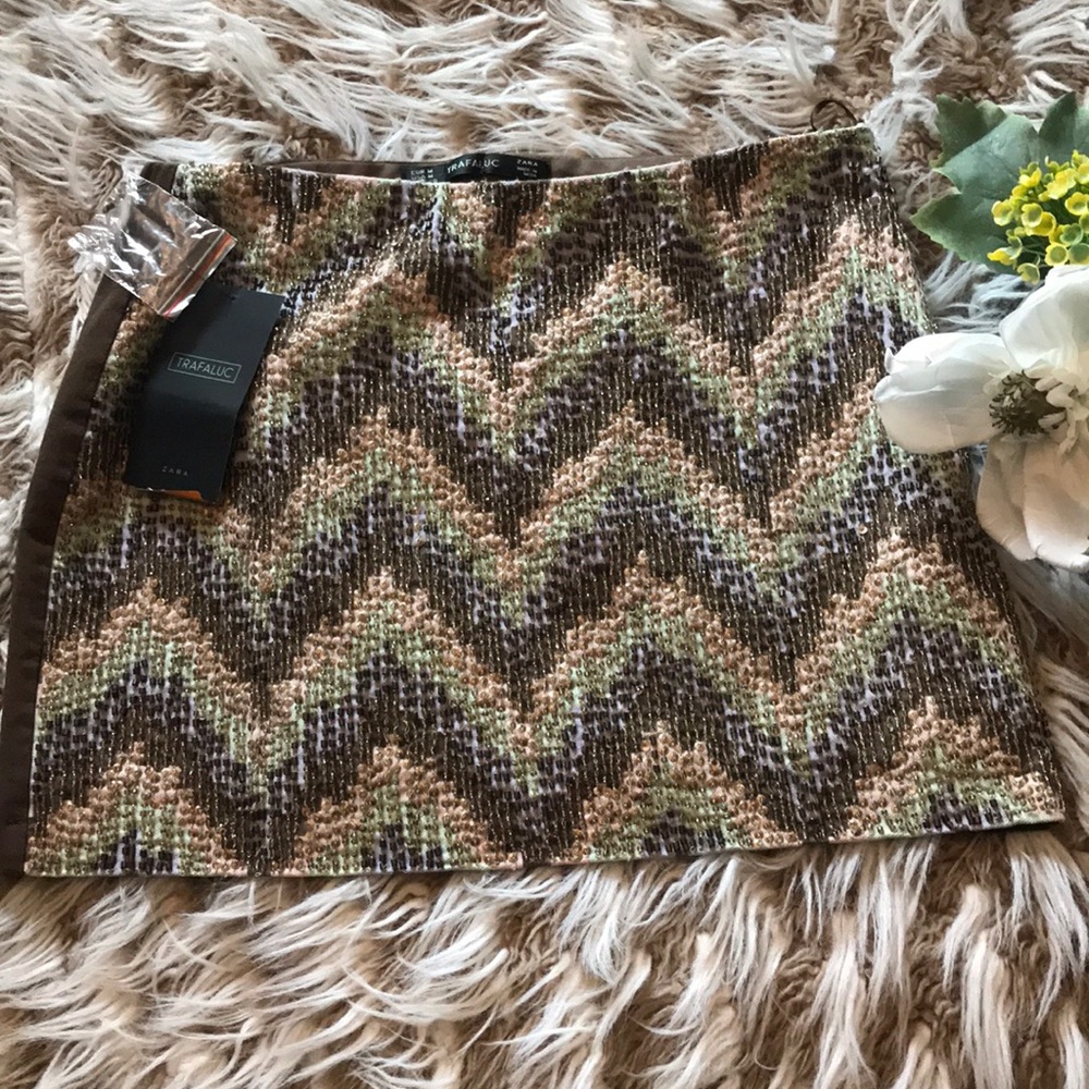 Skirt!